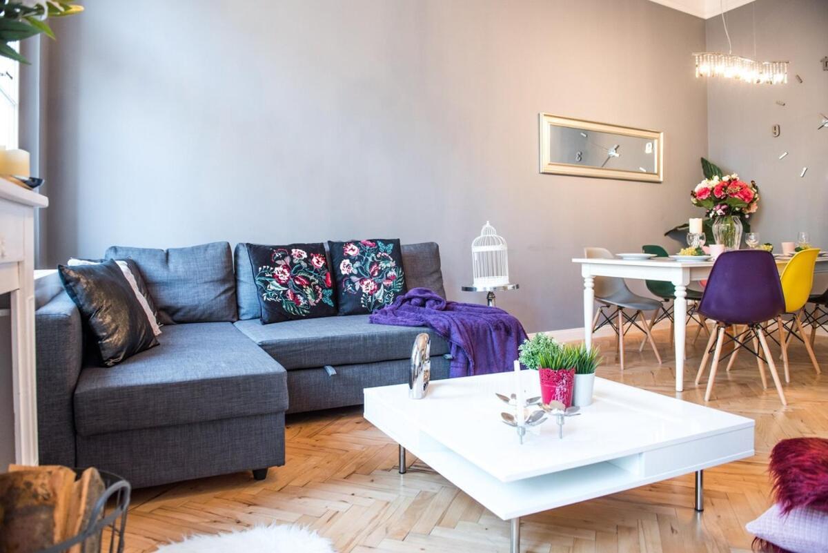 Cosmopolitan Central Prague Apartment Exterior foto