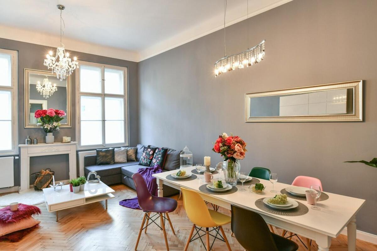 Cosmopolitan Central Prague Apartment Exterior foto